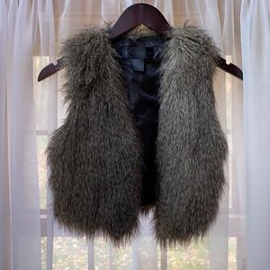 Kardashian Kollection Furry Vest, XS